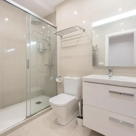 Aston I Gran Arenal Junto A La Ria Appartement Bilbao